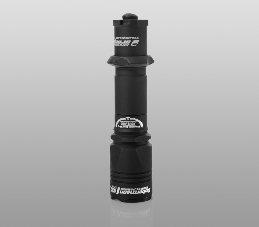 Тактический фонарь Armytek Dobermann (тёплый свет)